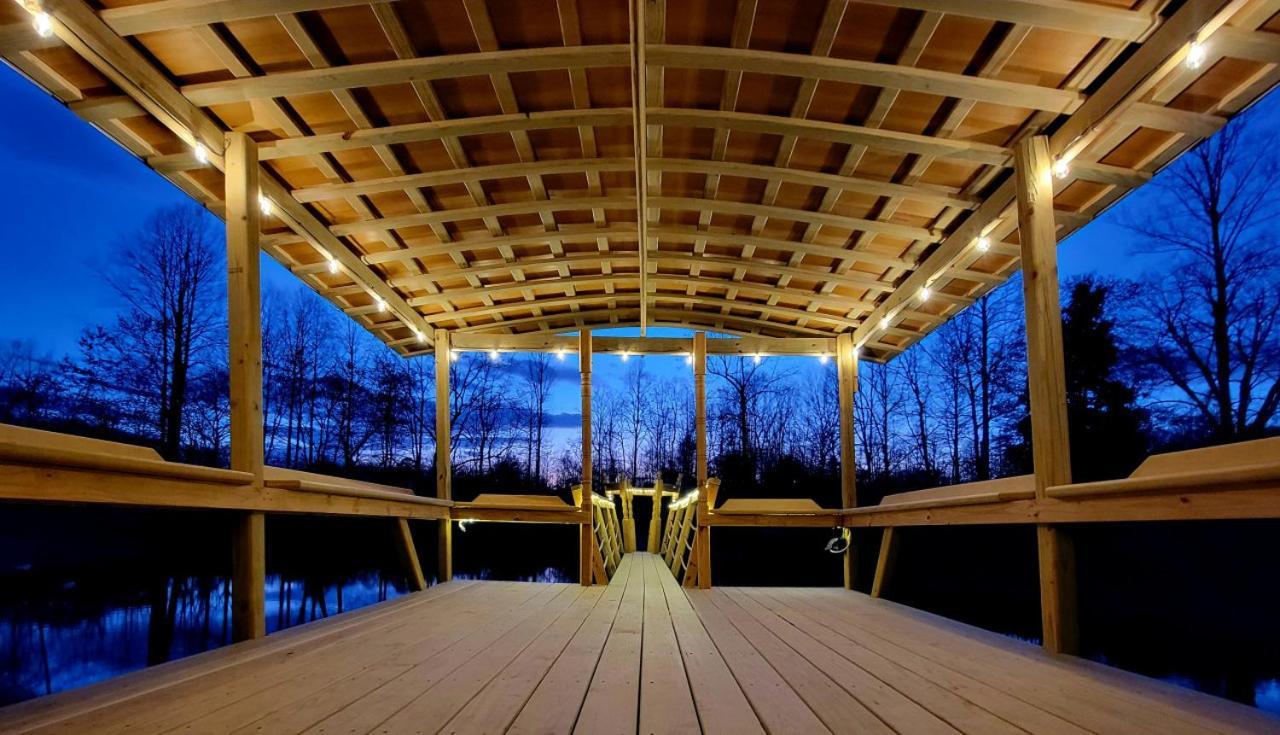 Shire Suite At White Lotus Eco Spa Retreat Stanardsville Exteriör bild